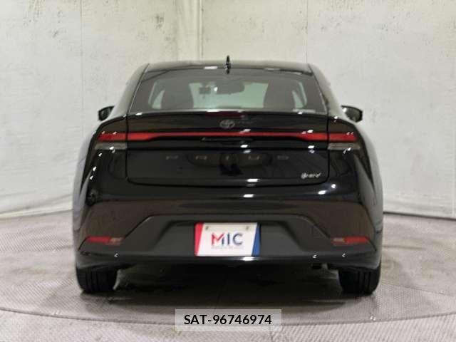 Toyota PRIUS 2023-06 8485933-5