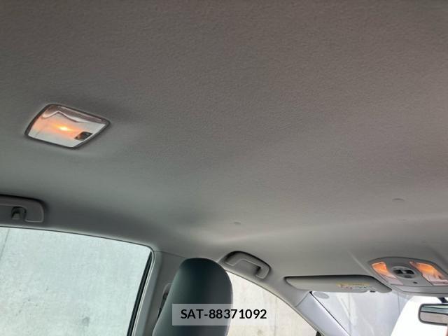 Toyota PRIUS 2013-02 8485951-8
