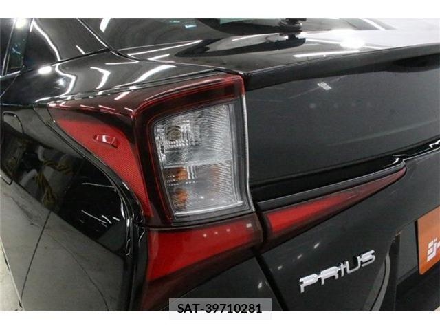 Toyota PRIUS 2019-03 8485940-17