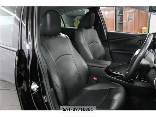 Toyota PRIUS 2019-03 8485940-26