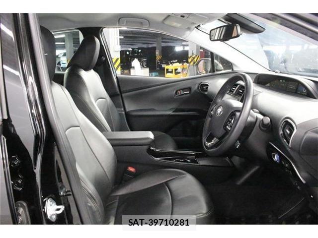 Toyota PRIUS 2019-03 8485940-28