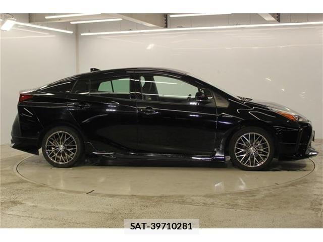 Toyota PRIUS 2019-03 8485940-3