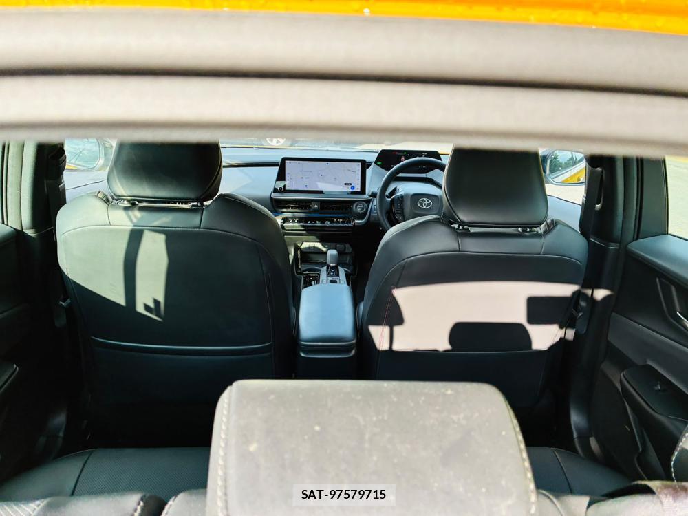 Toyota PRIUS 2025-03 8272588-26