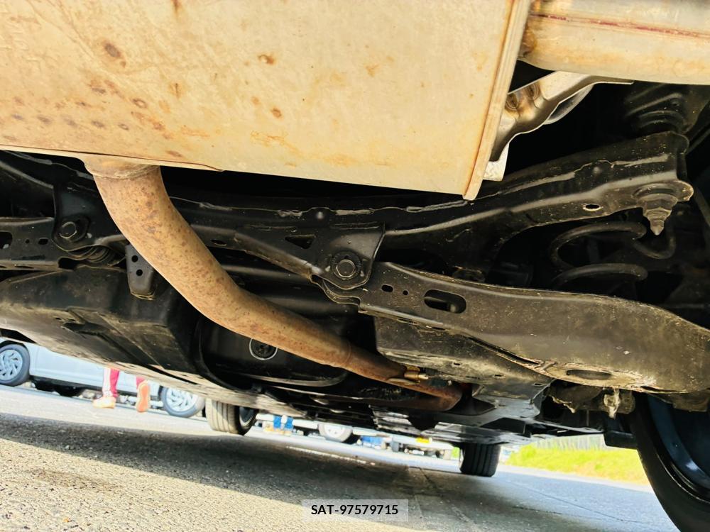 Toyota PRIUS 2025-03 8272588-38