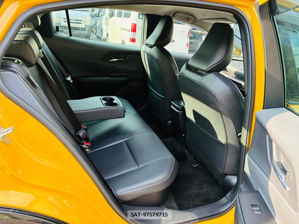 Toyota PRIUS 2025-03 8272588-8
