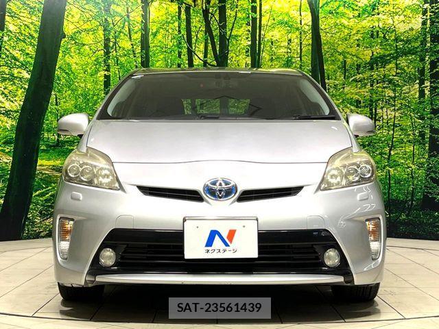 Toyota PRIUS 2014-02 8526665-14