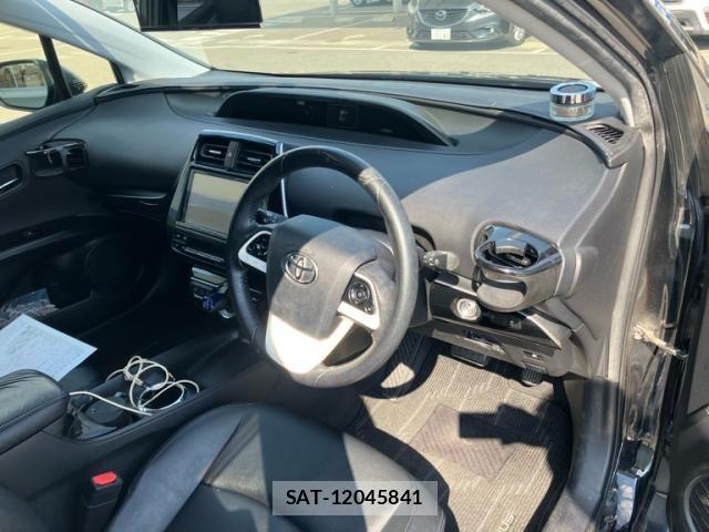 Toyota PRIUS 2017-02 8526656-8