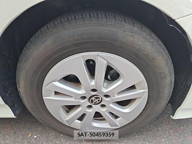 Toyota PRIUS 2017-09 8526631-9