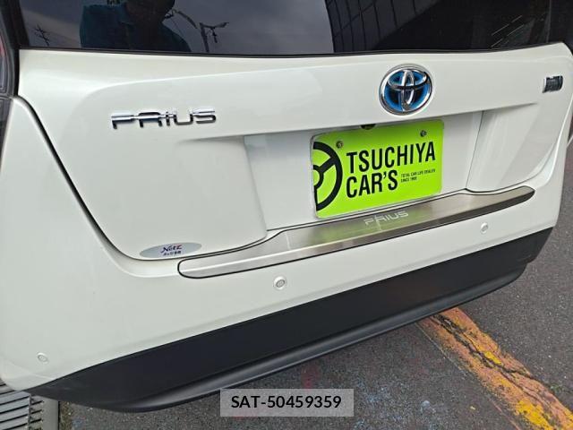 Toyota PRIUS 2017-09 8526631-10
