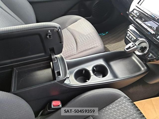 Toyota PRIUS 2017-09 8526631-17