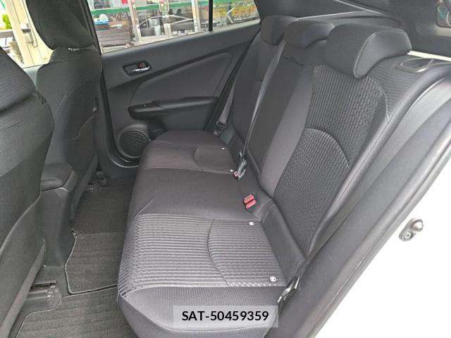 Toyota PRIUS 2017-09 8526631-21
