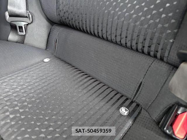Toyota PRIUS 2017-09 8526631-23