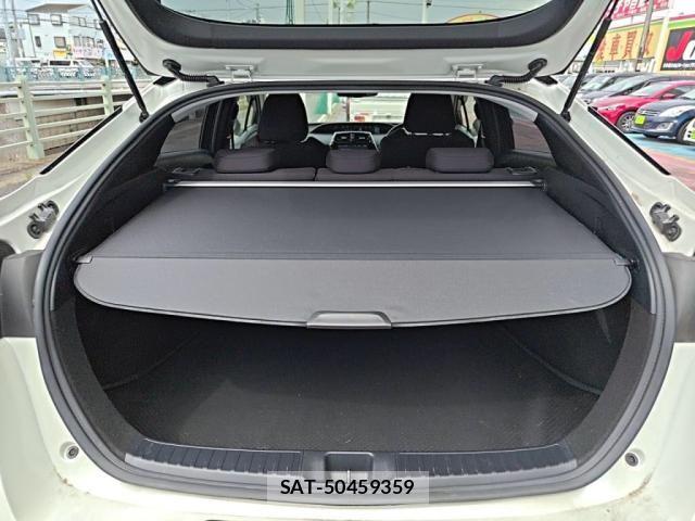 Toyota PRIUS 2017-09 8526631-25