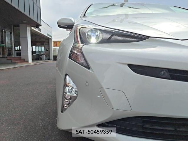 Toyota PRIUS 2017-09 8526631-8