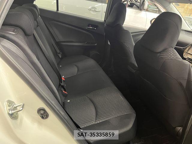 Toyota PRIUS 2018-01 8526648-4