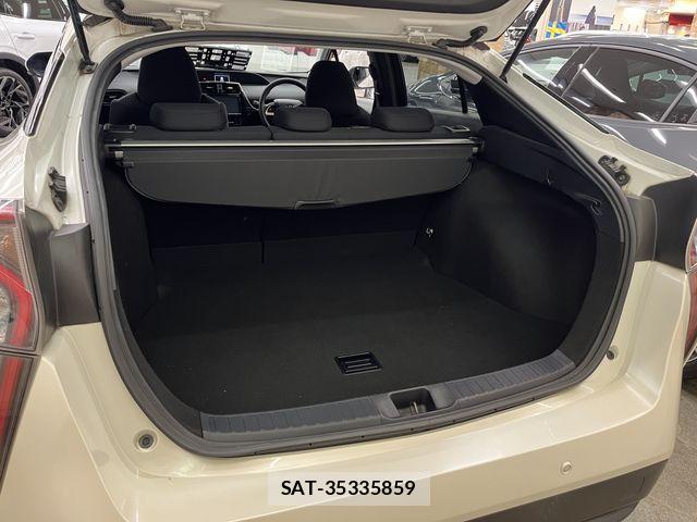 Toyota PRIUS 2018-01 8526648-5