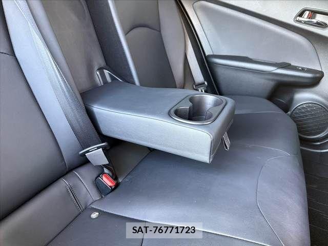Toyota PRIUS 2016-06 8526655-19