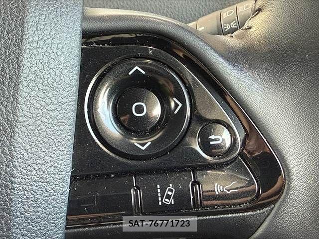 Toyota PRIUS 2016-06 8526655-28