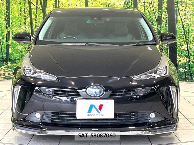 Toyota PRIUS 2019-11 8526619-13