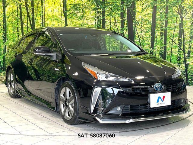 Toyota PRIUS 2019-11 8526619-15