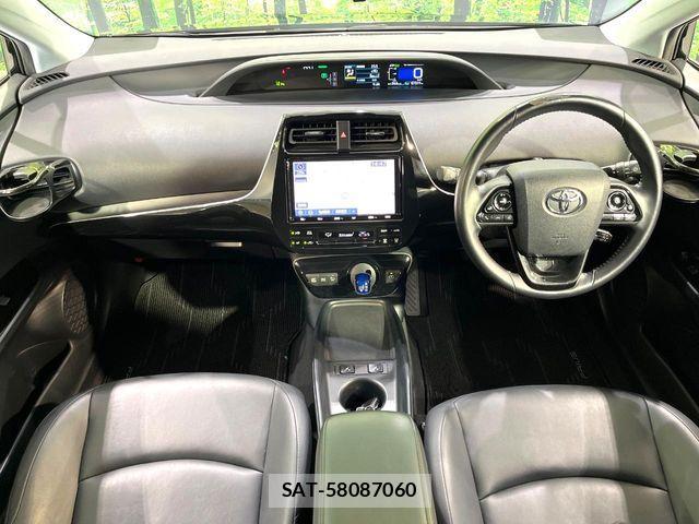 Toyota PRIUS 2019-11 8526619-1