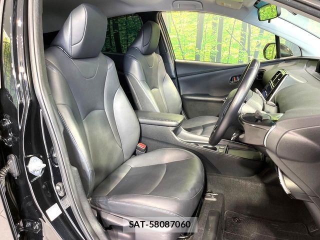 Toyota PRIUS 2019-11 8526619-7