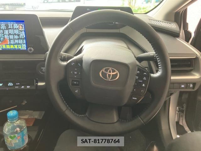 Toyota PRIUS 2023-03 8526621-13