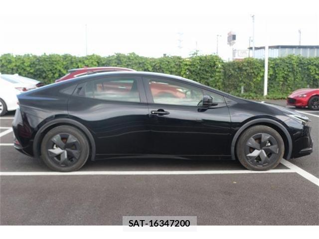 Toyota PRIUS 2023-06 8526613-11