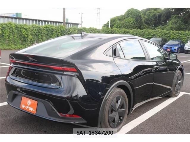 Toyota PRIUS 2023-06 8526613-13