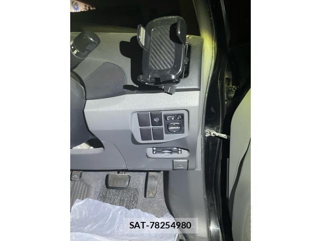 Toyota PRIUS 2009-10 8526680-19