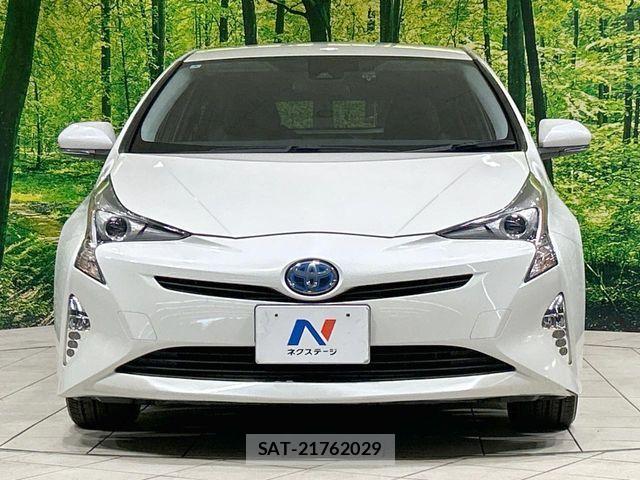 Toyota PRIUS 2016-04 8526632-13
