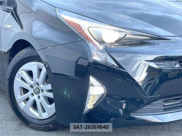 Toyota PRIUS 2017-03 8526633-11