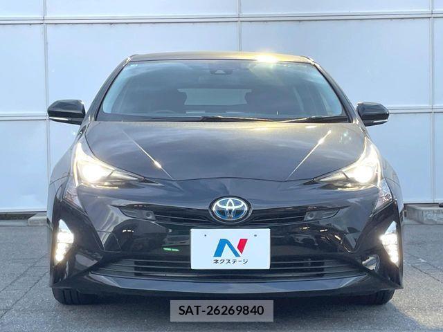 Toyota PRIUS 2017-03 8526633-13