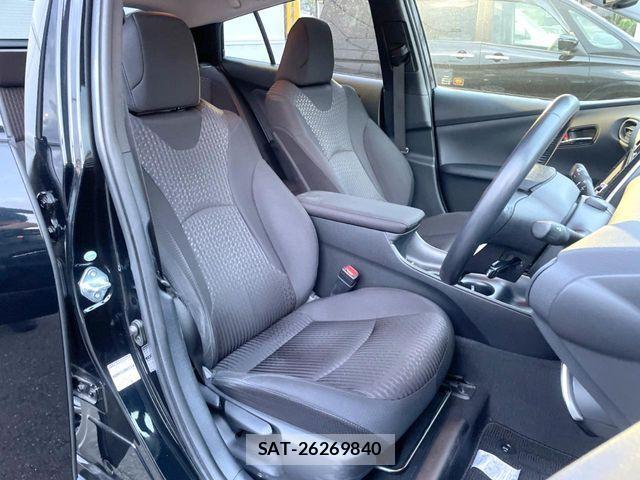 Toyota PRIUS 2017-03 8526633-7