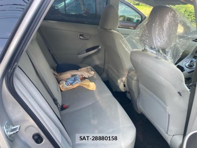 Toyota PRIUS 2012-03 8526686-14
