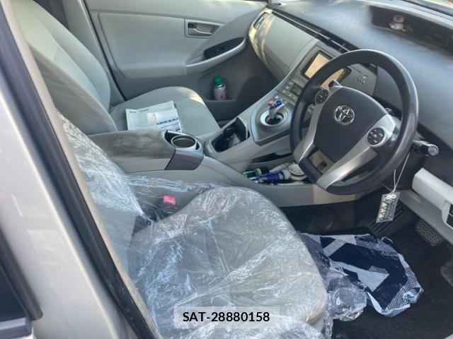 Toyota PRIUS 2012-03 8526686-15