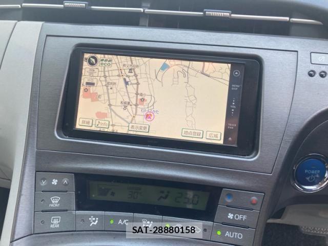 Toyota PRIUS 2012-03 8526686-20