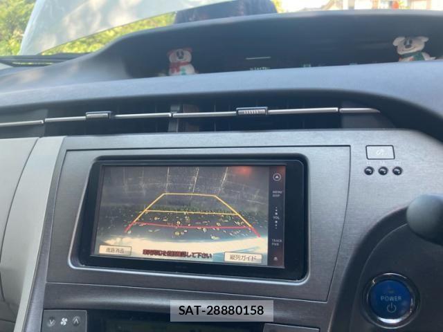 Toyota PRIUS 2012-03 8526686-22