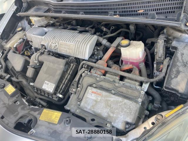 Toyota PRIUS 2012-03 8526686-27