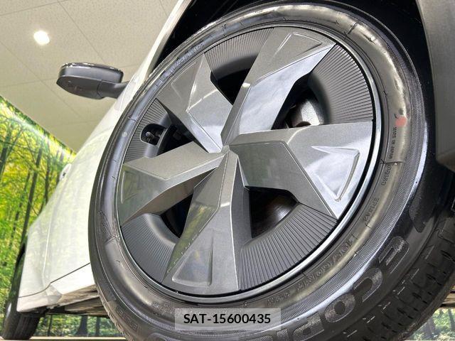 Toyota PRIUS 2023-04 8526610-11