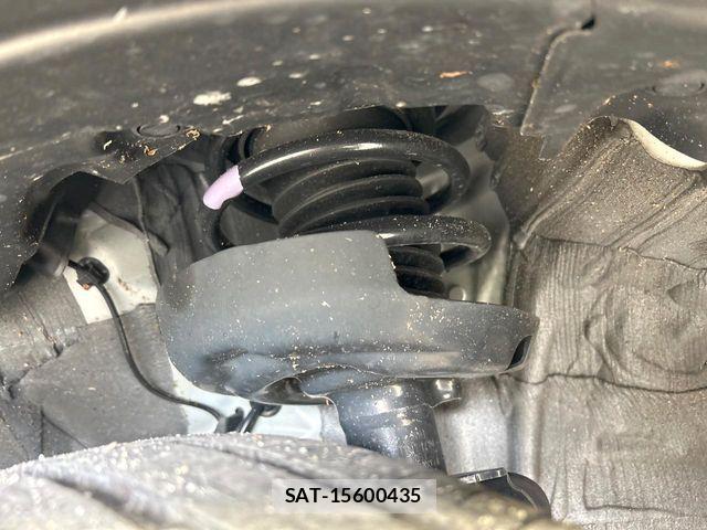 Toyota PRIUS 2023-04 8526610-19
