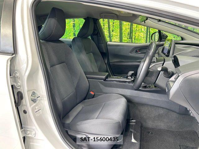 Toyota PRIUS 2023-04 8526610-7