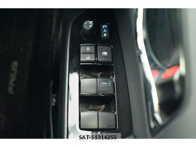 Toyota PRIUS 2021-04 8526634-15