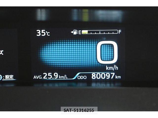 Toyota PRIUS 2021-04 8526634-27