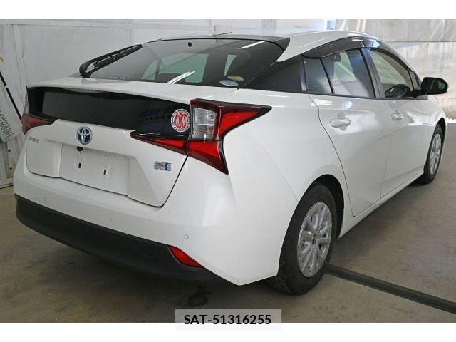 Toyota PRIUS 2021-04 8526634-4