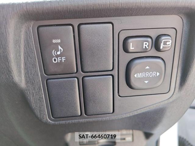 Toyota PRIUS 2012-03 8526654-13