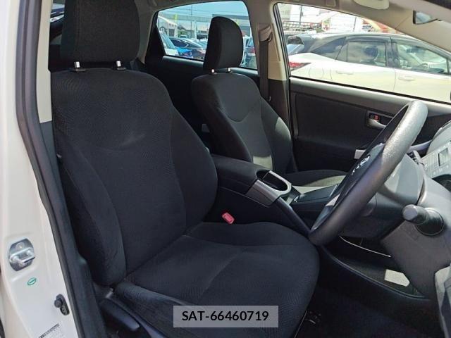 Toyota PRIUS 2012-03 8526654-20
