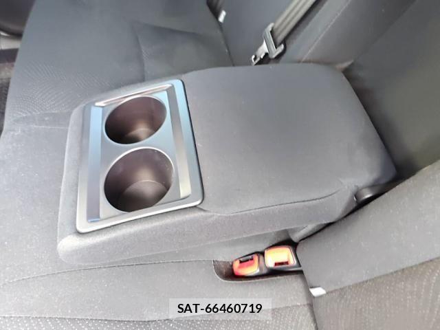 Toyota PRIUS 2012-03 8526654-23