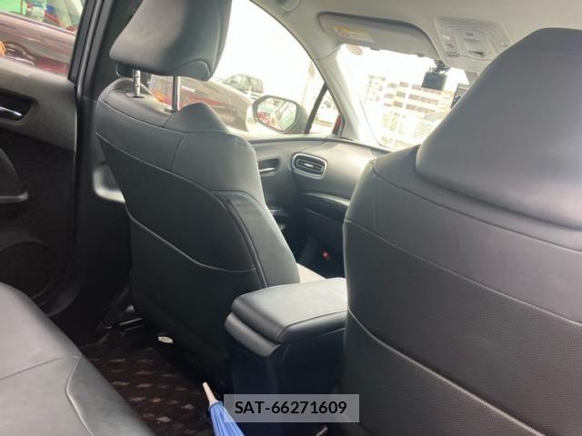 Toyota PRIUS 2016-06 8526664-13