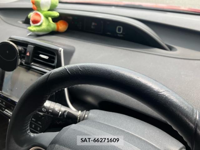 Toyota PRIUS 2016-06 8526664-20